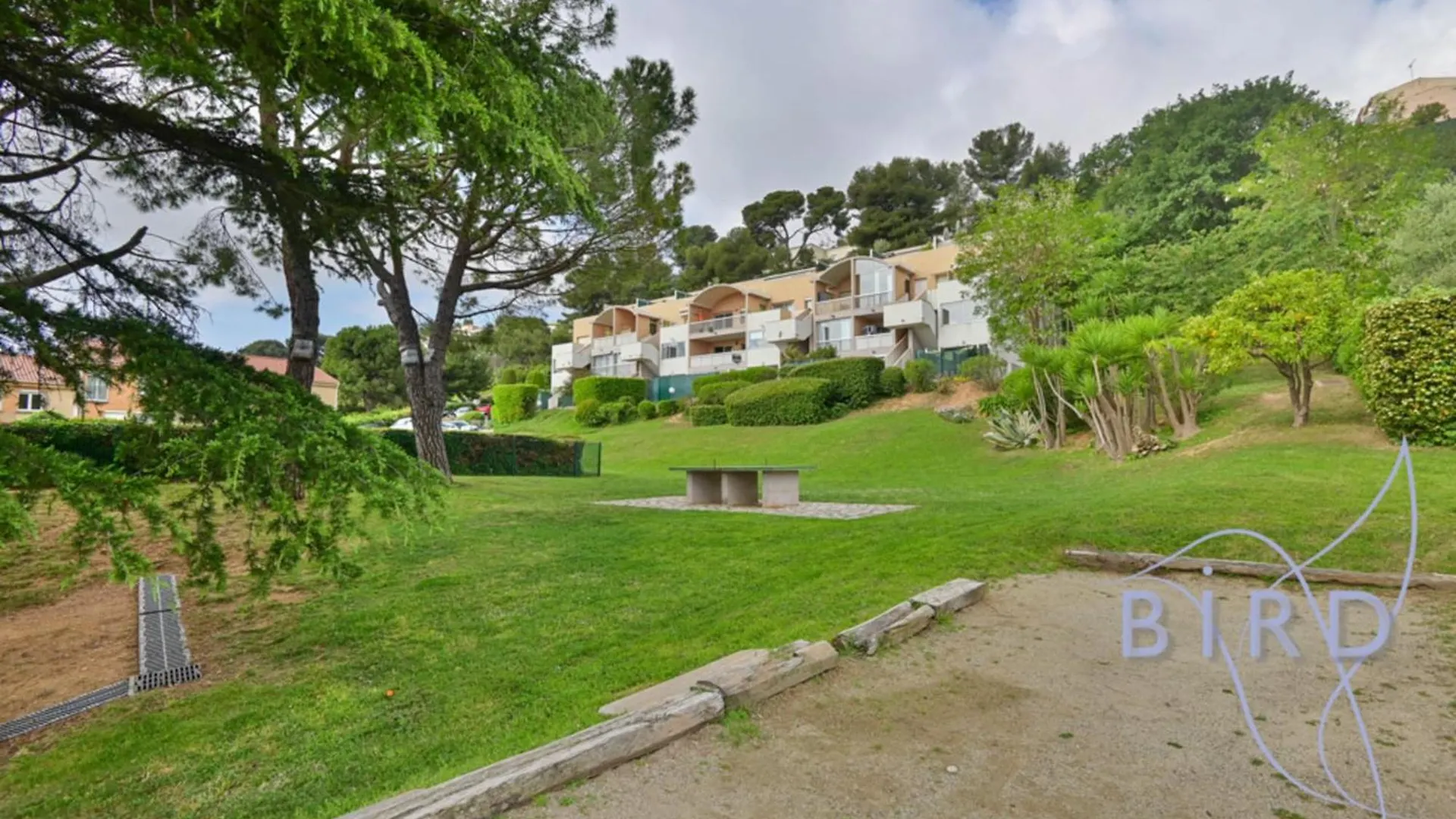Large Studio With Swimming Pool And Open View Saint-Laurent-du-Var Fransa
